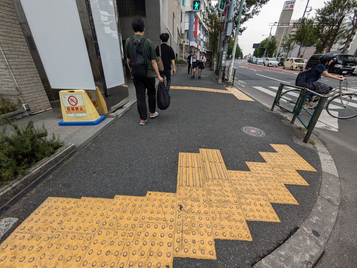v20260612151815/fresh/building/J00100368933_12
