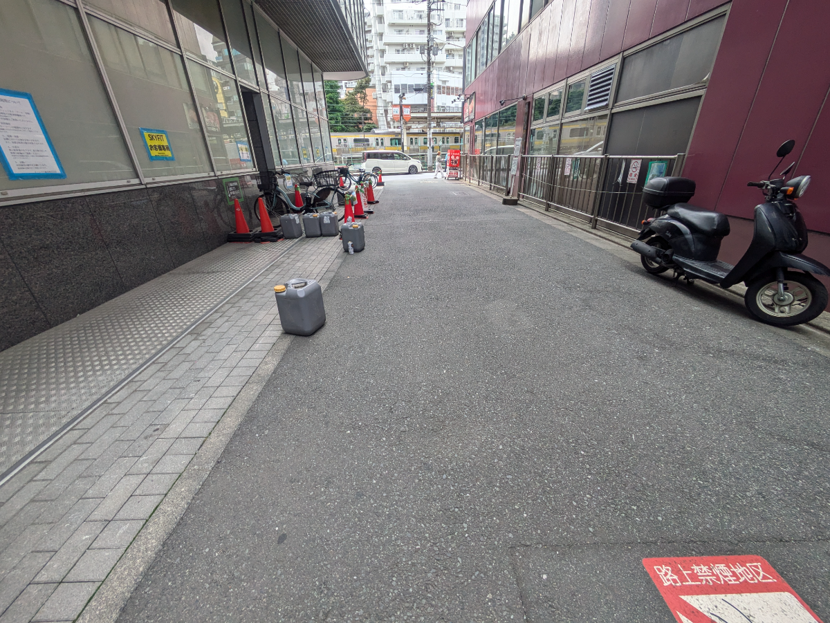 v20260613150736/fresh/building/J00100361576_12