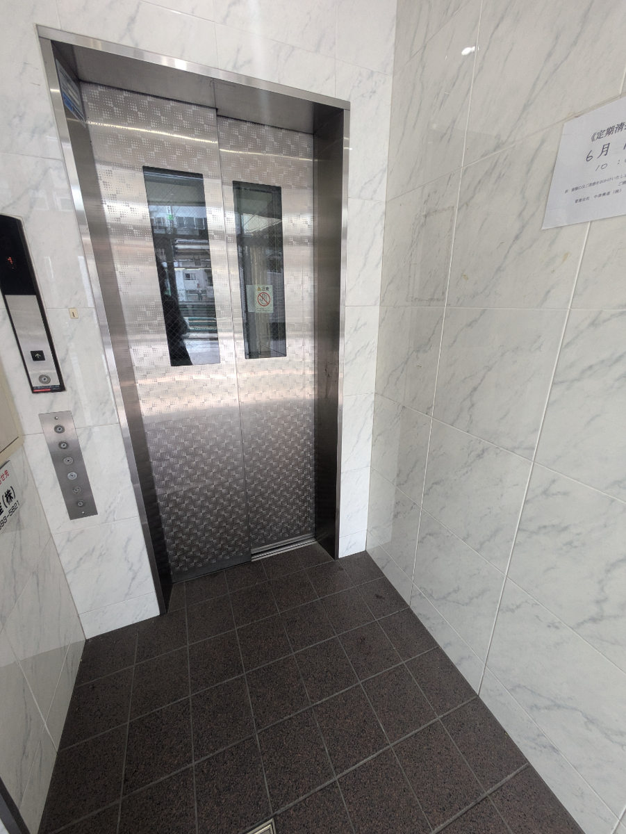 v20260613150736/fresh/building/J00100361576_4