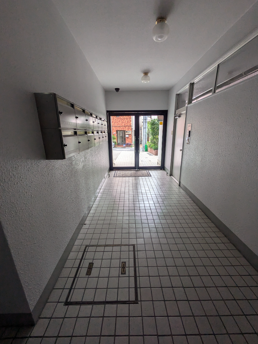v20260613150736/fresh/building/J00100361768_8