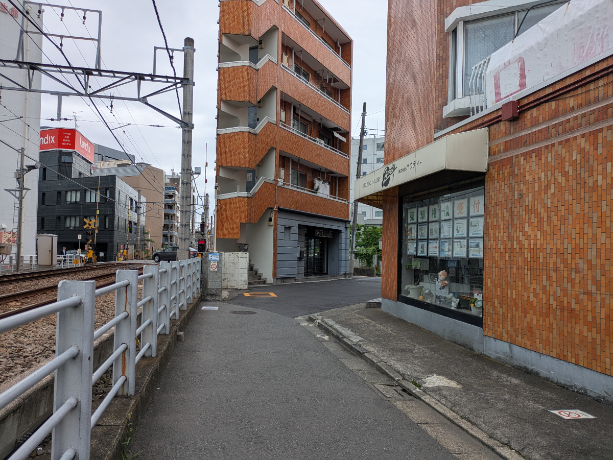 v20260621150636/fresh/building/J00100358723_13