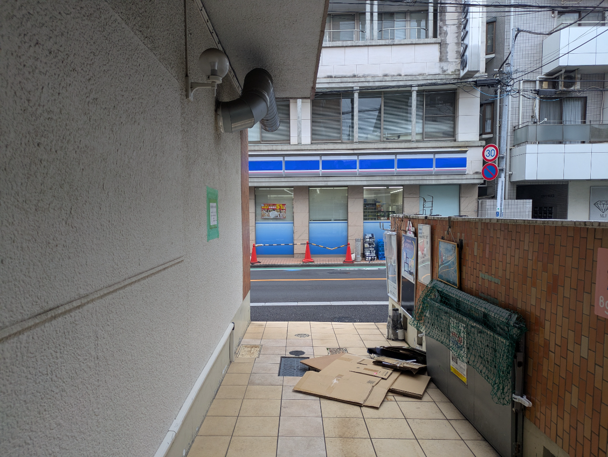 v20260621150636/fresh/building/J00100358723_64
