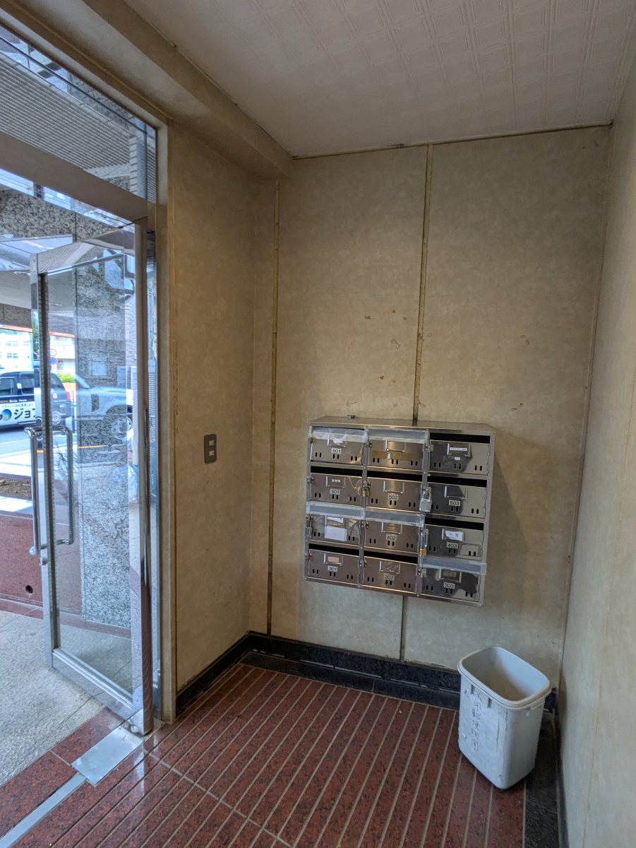 v20260623151000/fresh/building/J00100359135_12