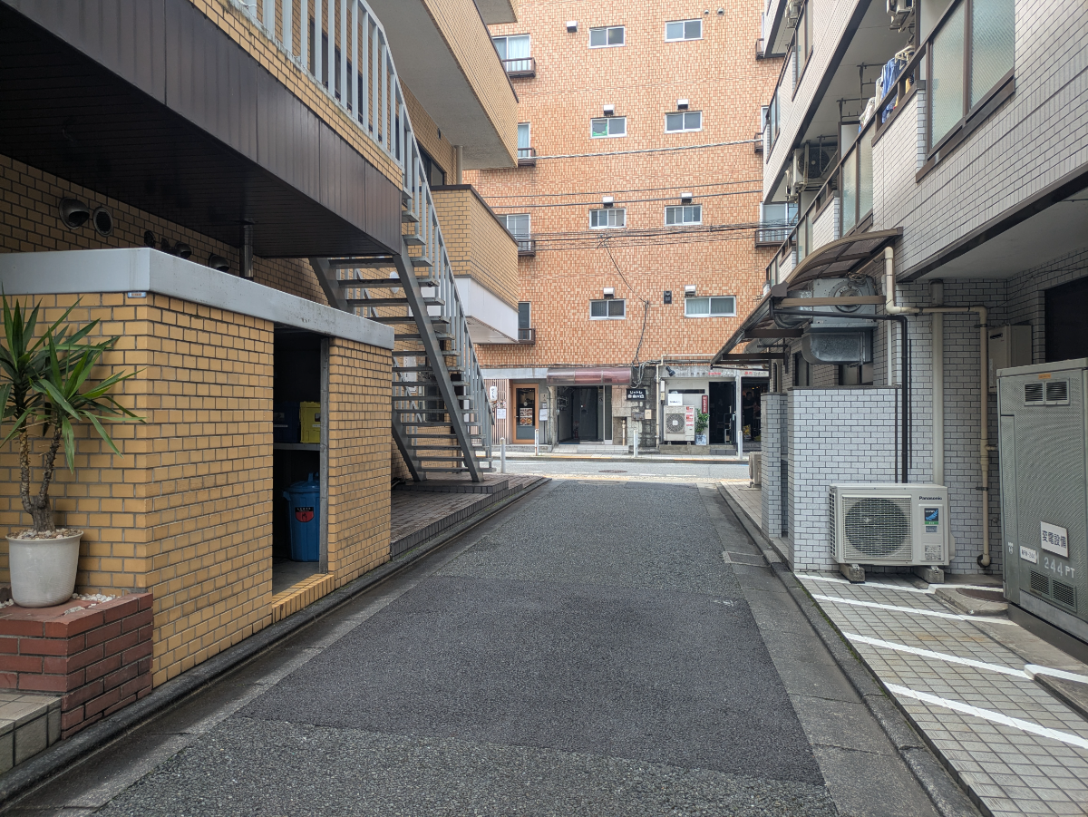 v20260623151000/fresh/building/J00100643298_14