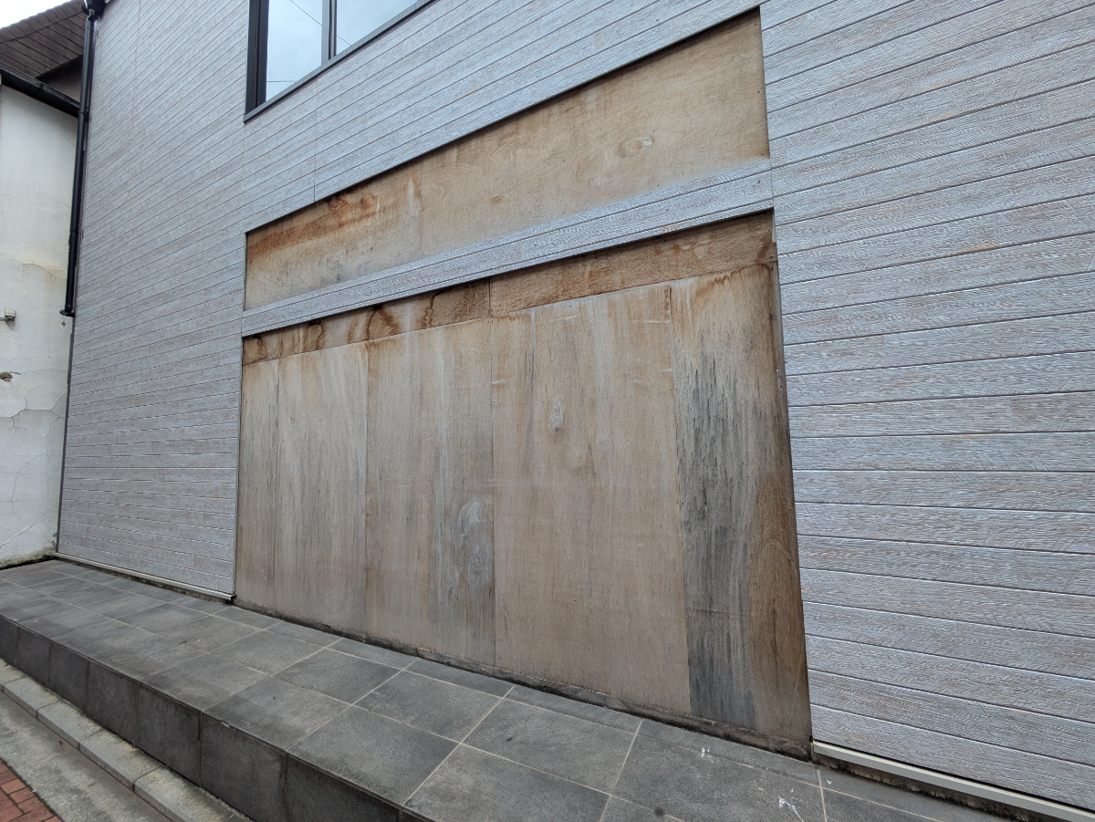 v20260703025157/fresh/building/J00100477936_13