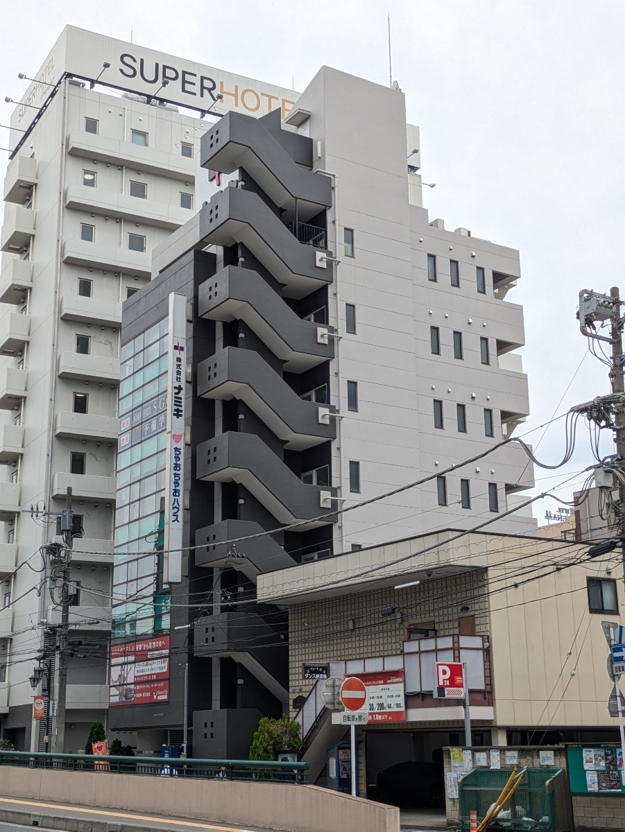 v20260703150756/fresh/building/J00100359425_11