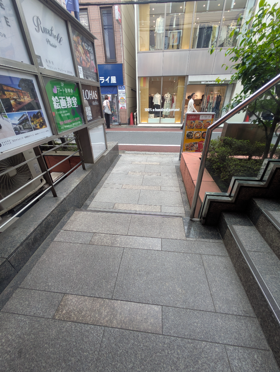 v20260703150756/fresh/building/J00100361451_11