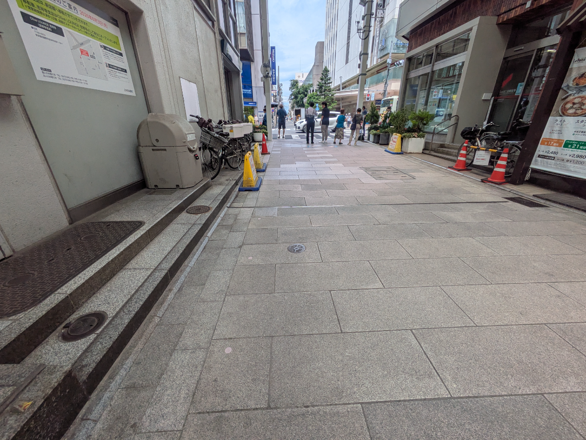 v20260703150756/fresh/building/J00100371825_12