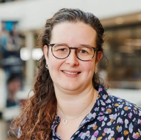 Drs. Marije van der Hulst