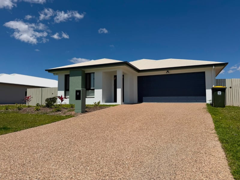 Buckland House, Rasmussen QLD