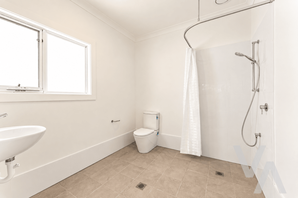 Beautiful Cardiff Townhouse 3 property photo