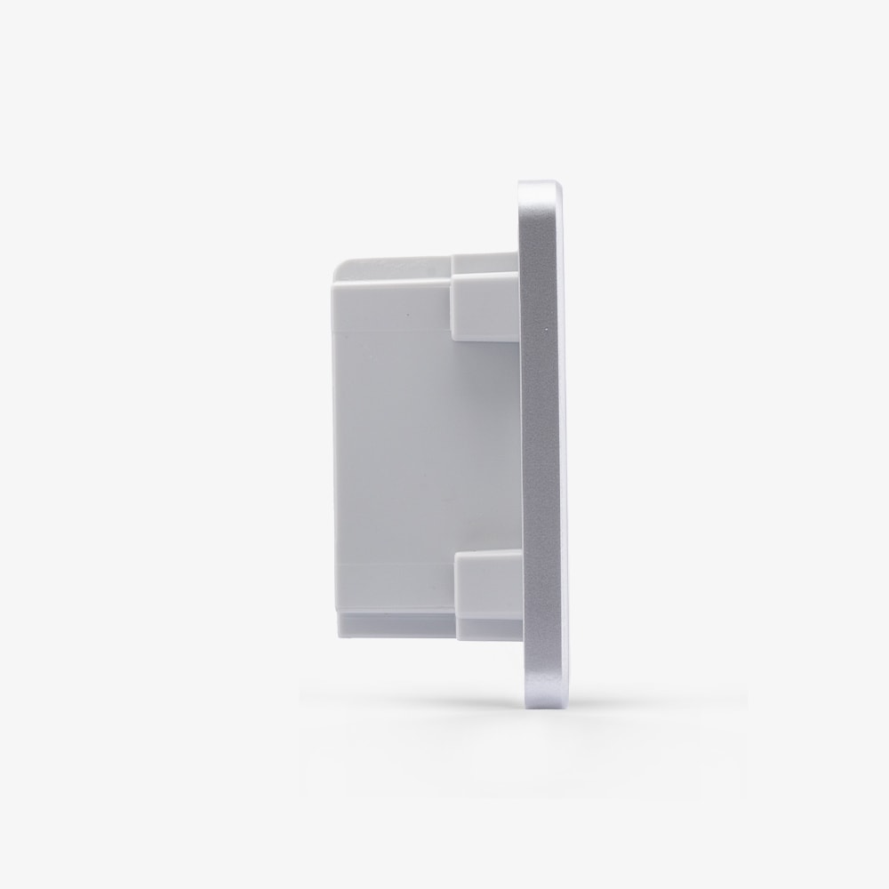 Công tắc cảm ứng thông minh bluetooth chữ nhật 2 nút bấm thumb 2