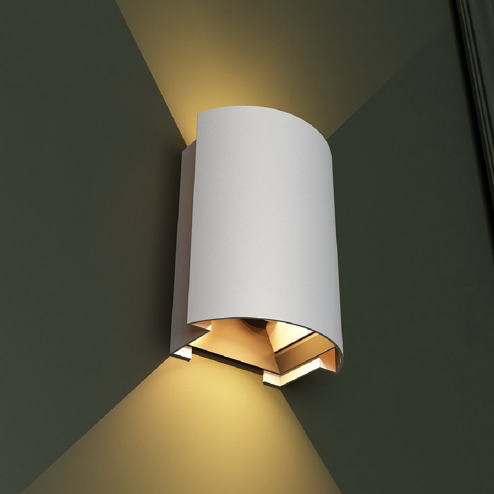 Đèn LED ốp tường đổi màu LN18 V2 110x75/6W thumb 3