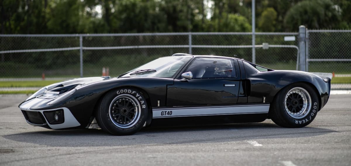 Motorsport Showroom Ford Bailey GT40 Race Car