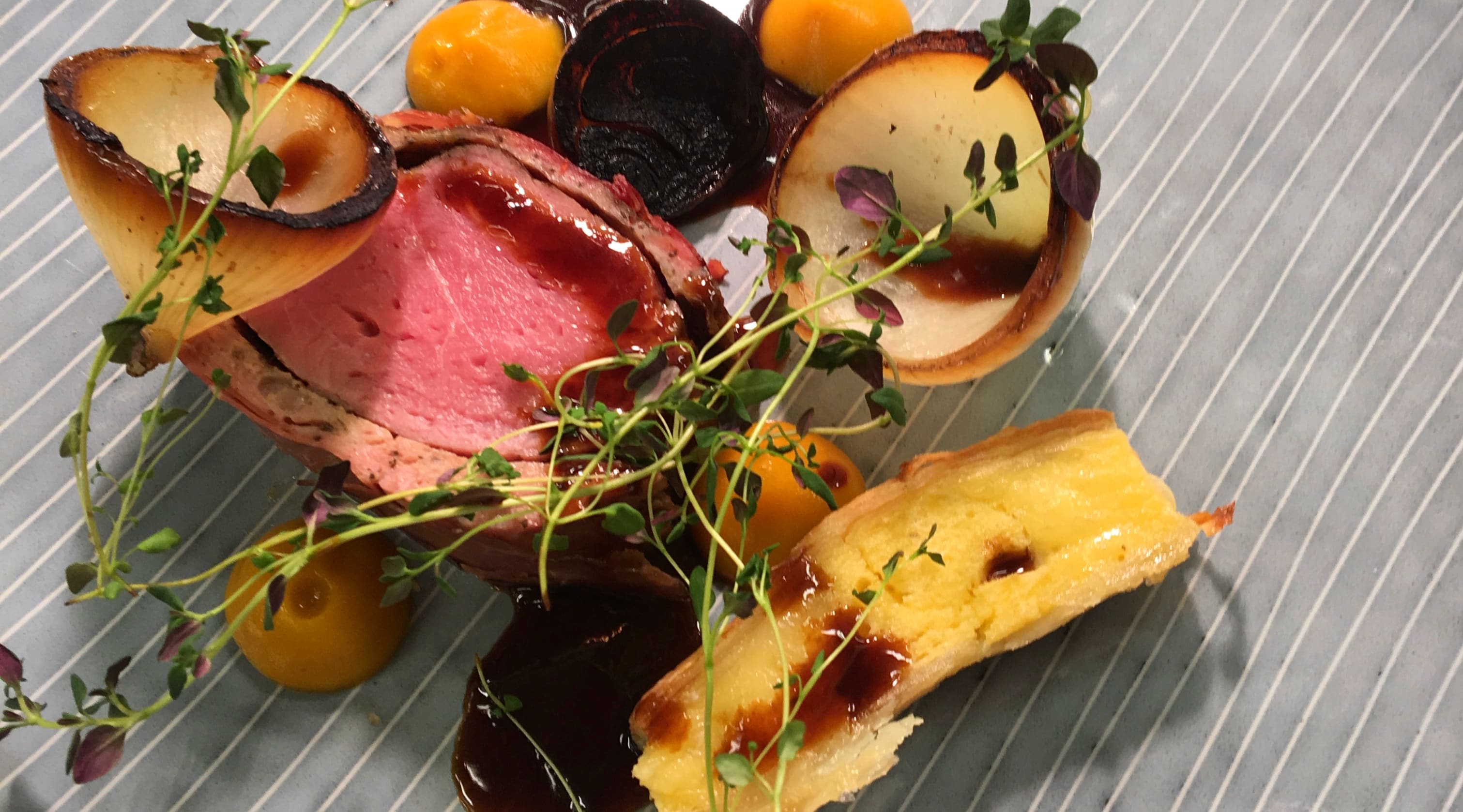 3-course Confirmation menu 2024