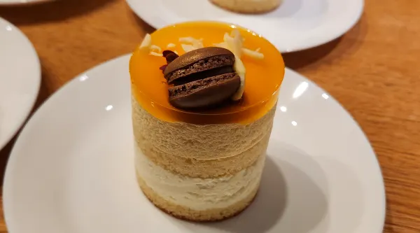 FEINSCHMECKEREN - DEN STORE MED HELE PAKKEN