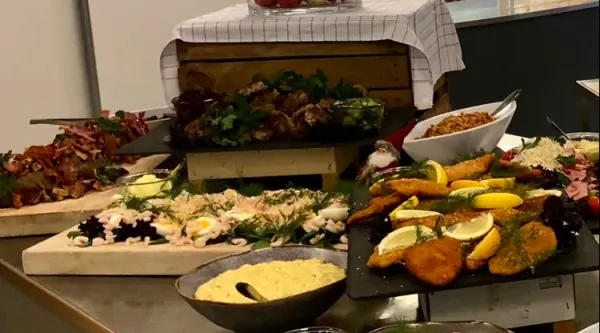 The big Christmas table
