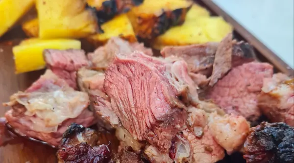 Argentinian menu over open fire