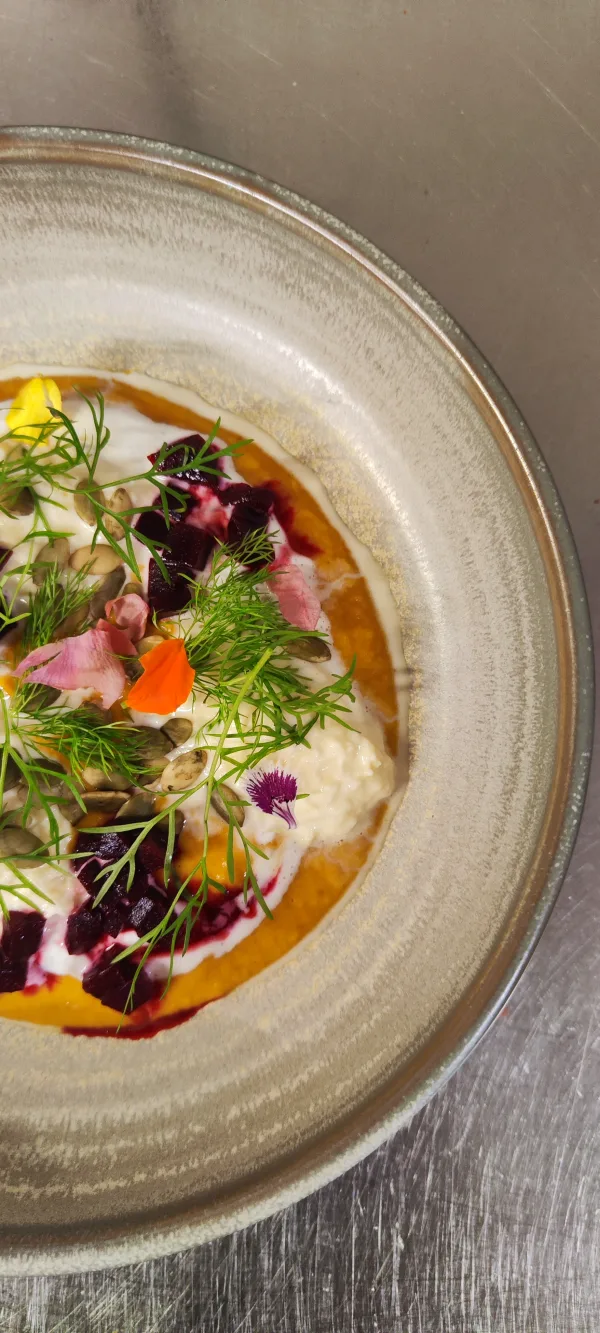 Organic & Seasonal Menu