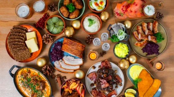 Julefrokost catering 2026 – klar til anretning