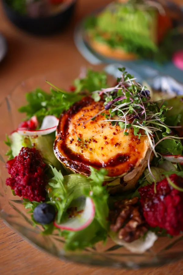 Vegetarisk gourmetmenu – rødbede, svampe og citron