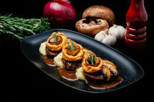 Nordisk cateringmenu – torsk, oksemørbrad og æble