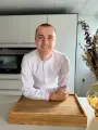 Lukas G.