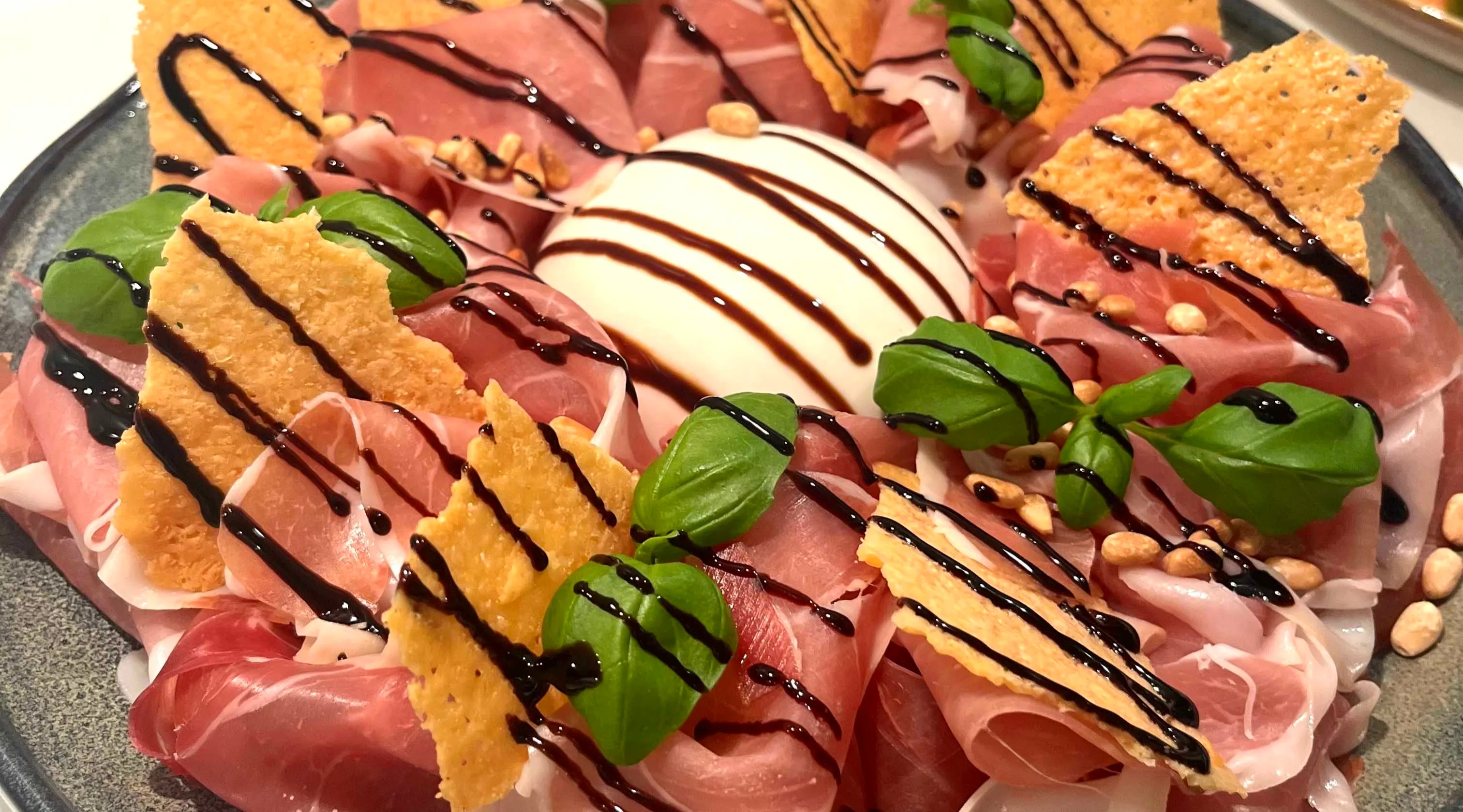 Social dining – 9 courses