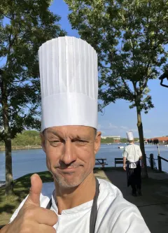 Anders J.