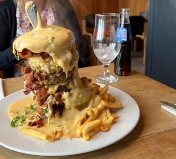Den Danmarks kendte monsterburger