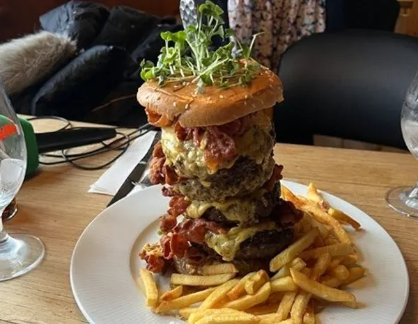 Den Danmarks kendte monsterburger