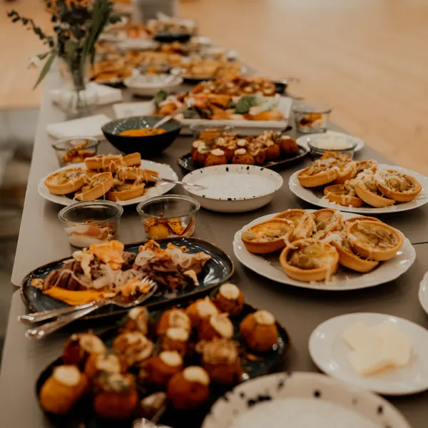Selskabsmenu II - Sharefood/buffet (august-september)
