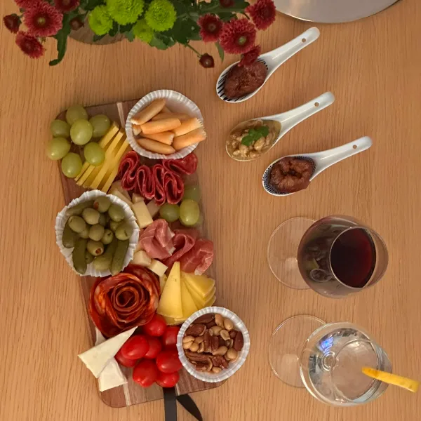 Sharing Table