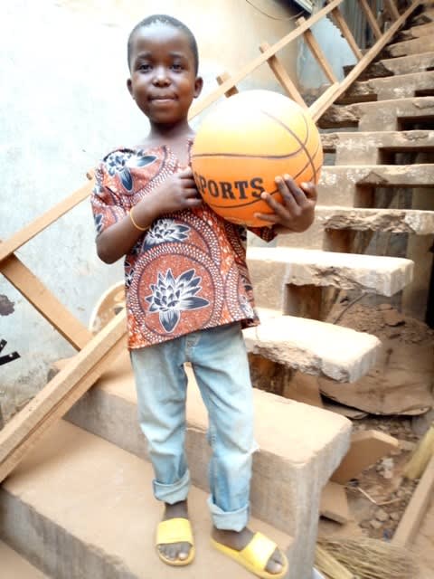 Adonice Doumbe