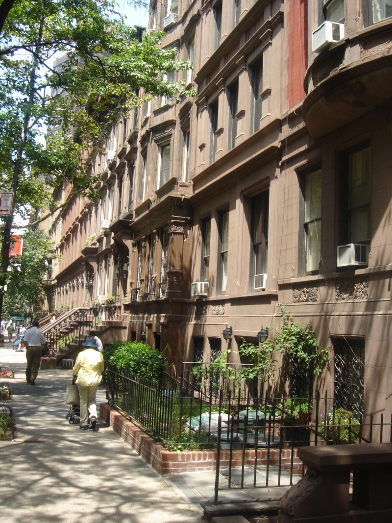 Lincoln Square guide, moving to Manhattan StreetAdvisor