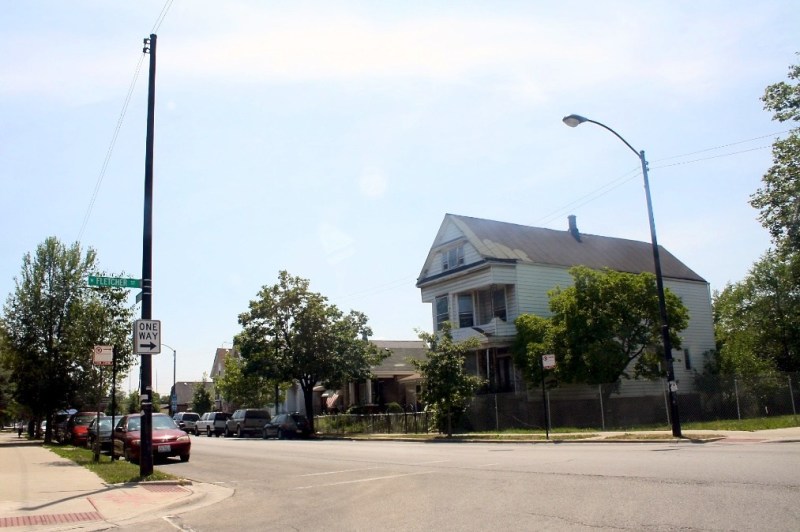 Avondale guide, moving to Chicago StreetAdvisor