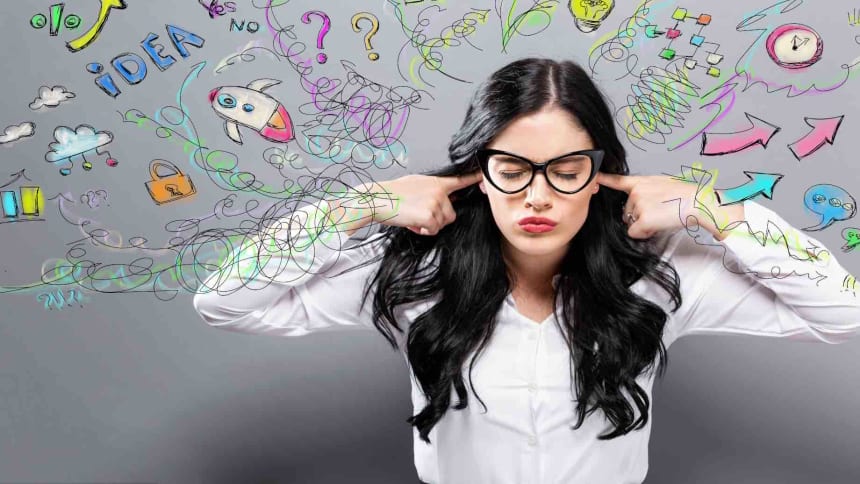 Unglueckliche_Frau_mit_vielen_verschiedenen_Gedanken