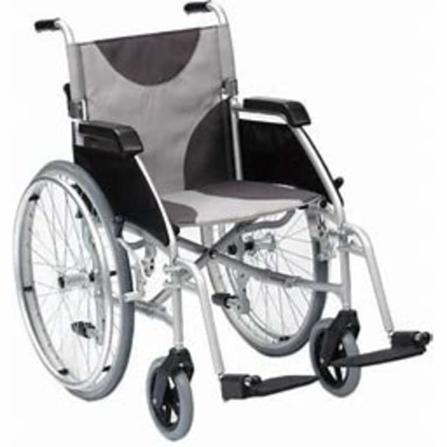 Drive Ultra Lightweight Aluminium Wheelchair 17" Self Propelled