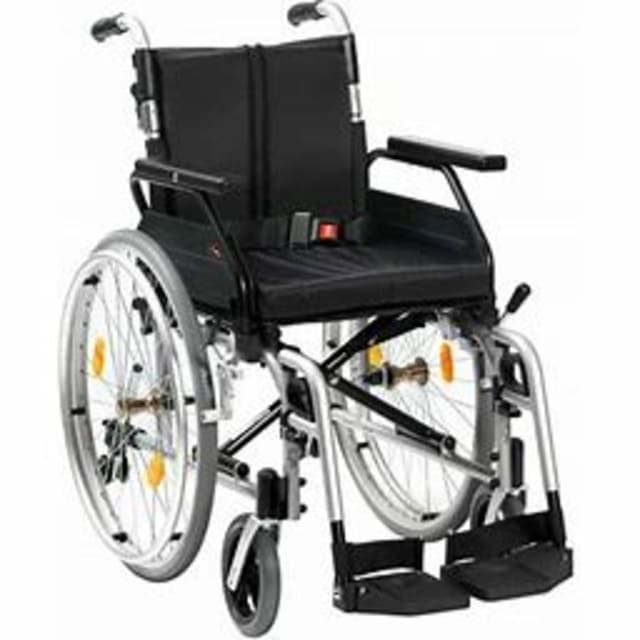 Drive Aluminium Wheelchair: XS2 Self Propelled