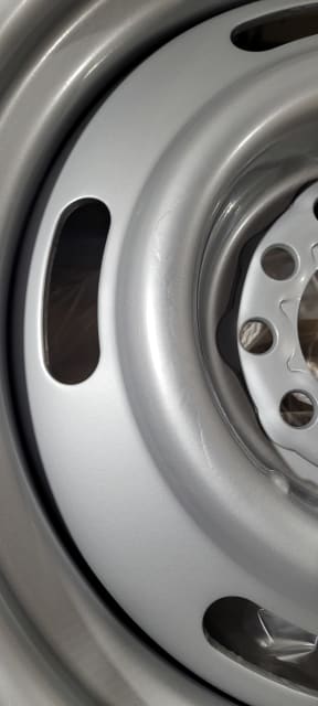 (MINOR BLEMISHES) 15X6 SILVER RALLY STEEL WHEEL 5-114.3/120.65 PCD +6ET