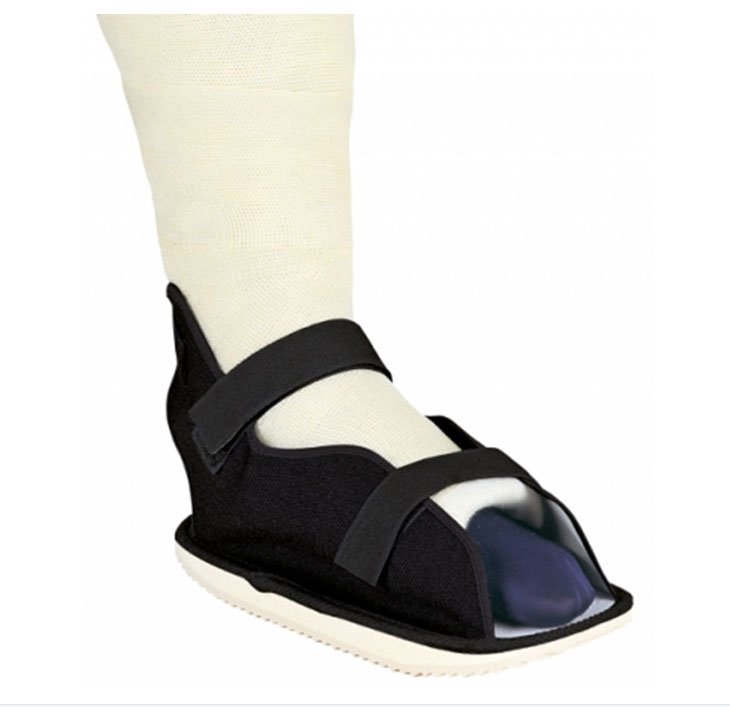 ProCare Canvas Cast Shoe, Small, Black MK 410248