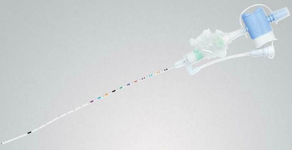 Verso Closed Style Closed Suction Catheter, Tracheostomy Type, 5  20 cm Length MK 810577