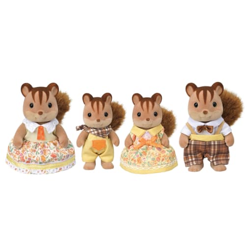 Walnut Squirrel Family (Calico Critters)