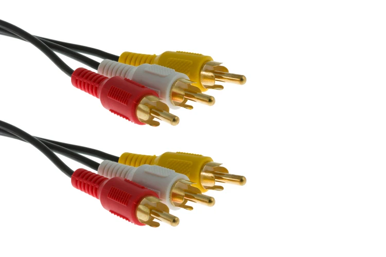 RCA M/M x 3 Audio/Video Cable w/ Gold Plated Connectors, 25' RCA M/M x 3 Audio/Video Cable w/ Gold Plated Connectors, 25'