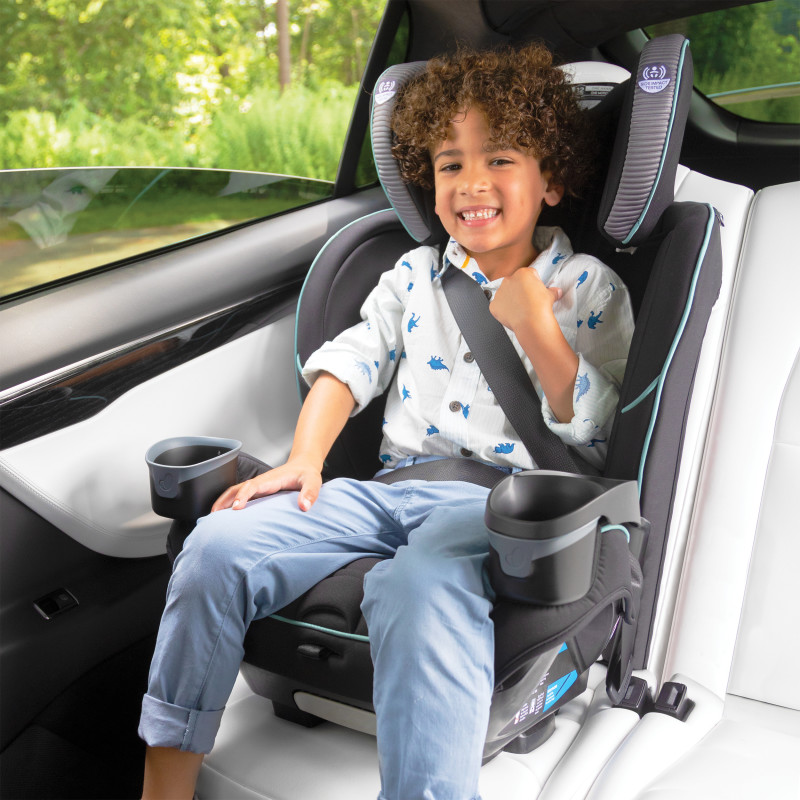 EveryFit™ 4-in-1 Convertible Car Seat (Olympus) Lifestyle Photo EveryFit™ 4-in-1 Convertible Car Seat (Olympus) Lifestyle Photo