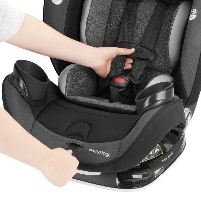 EveryStage™ DLX All-in-One Car Seat (Crestland) Lifestyle Photo EveryStage™ DLX All-in-One Car Seat (Crestland) Lifestyle Photo
