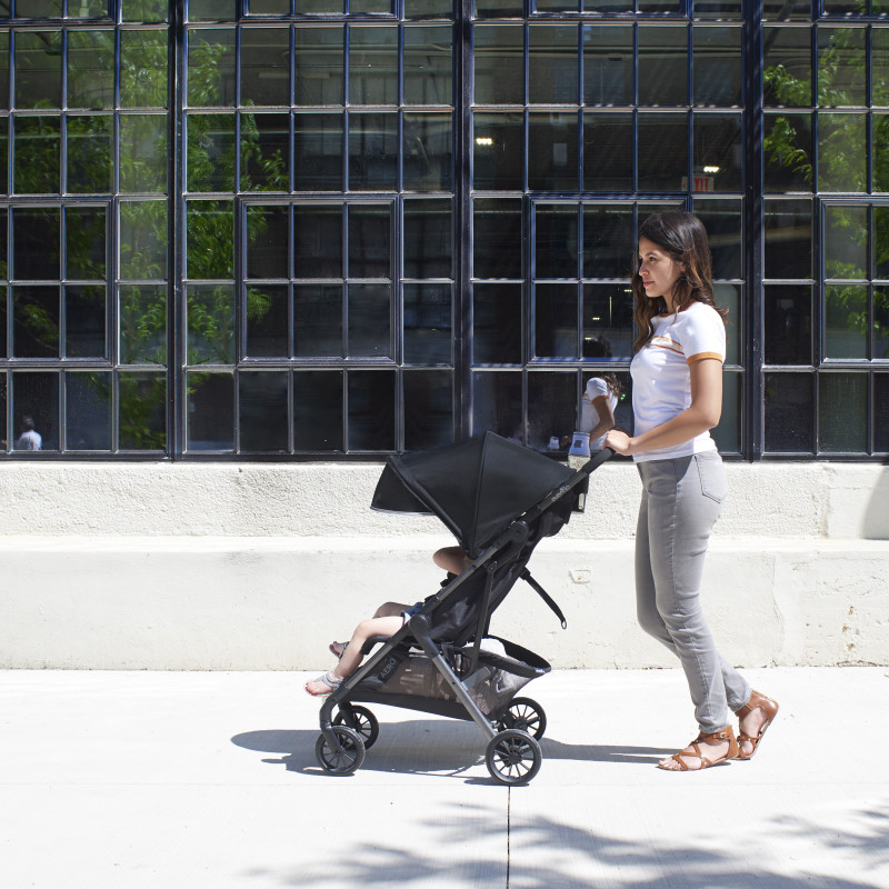 evenflo pilot compact stroller review