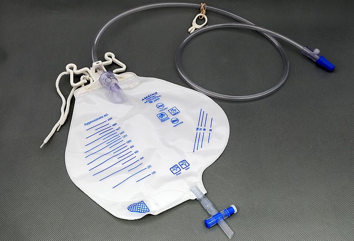 AMSure Urinary Drain Bag With Universal Double Hook MK 693895