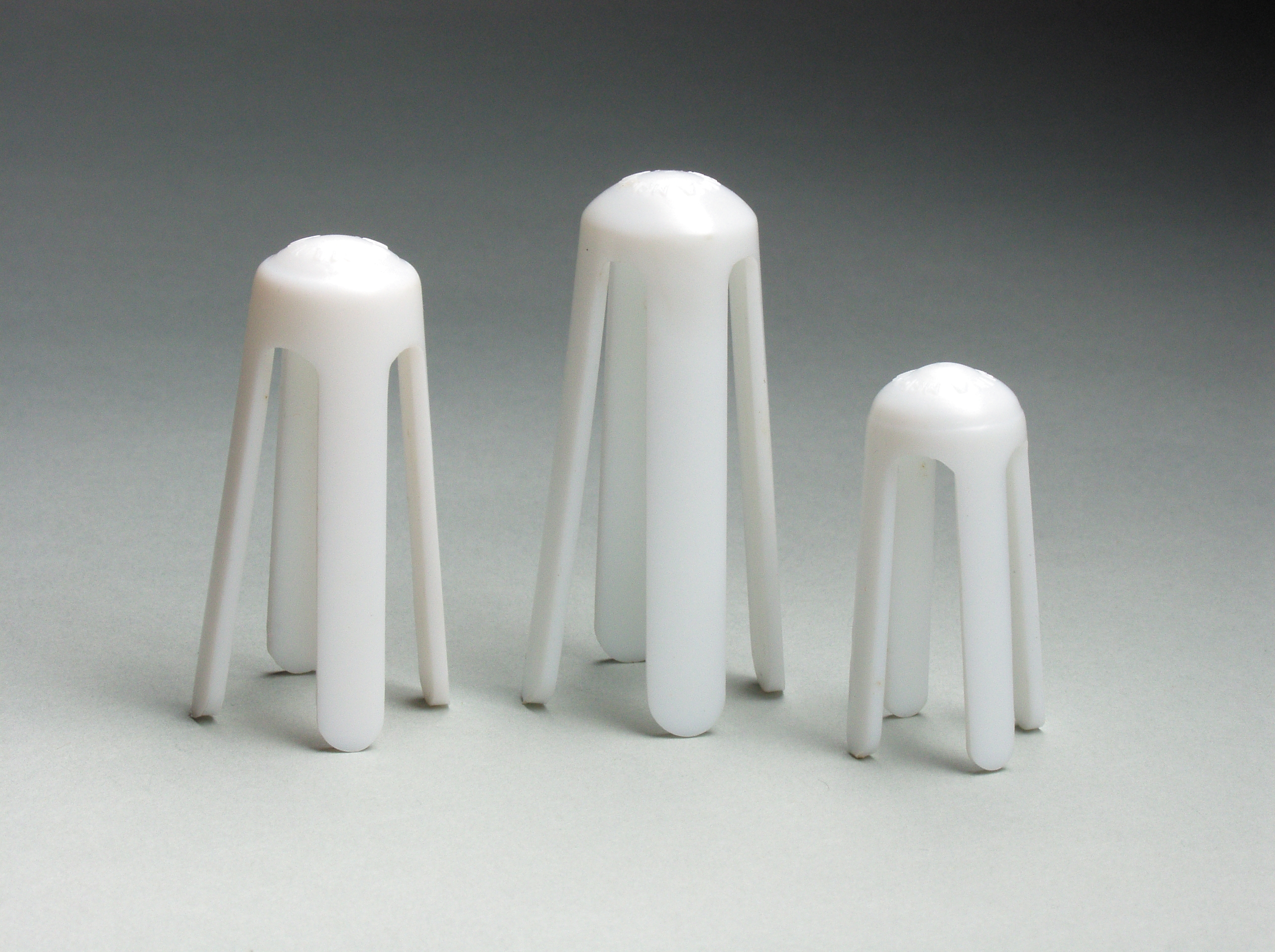 Finger Guard Medi-Pak Small / Medium / Large Pull-On Left Hand White MK 476684