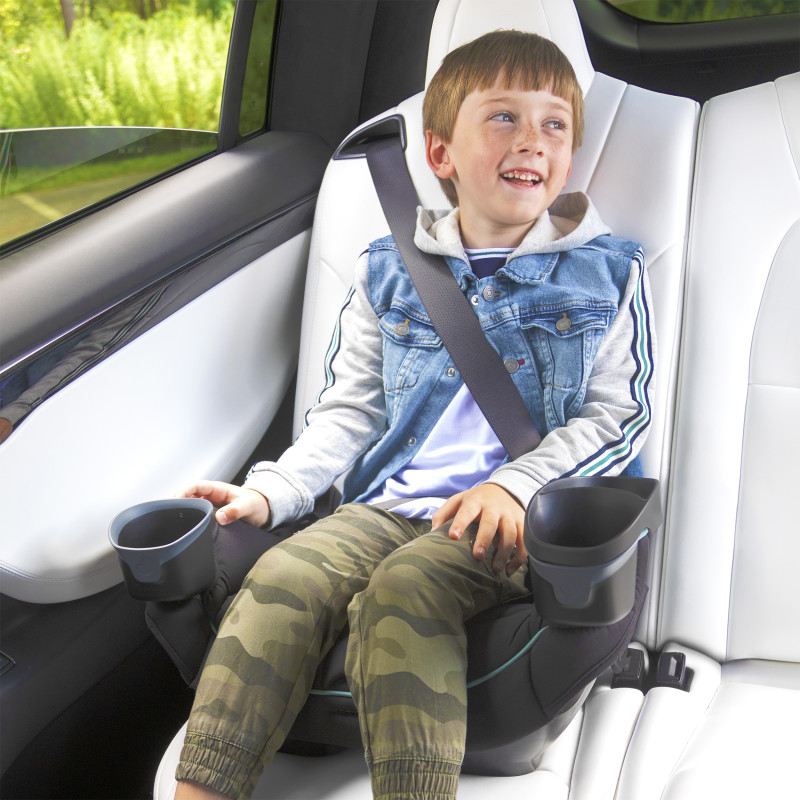 EveryFit™ 4-in-1 Convertible Car Seat (Olympus) Lifestyle Photo EveryFit™ 4-in-1 Convertible Car Seat (Olympus) Lifestyle Photo